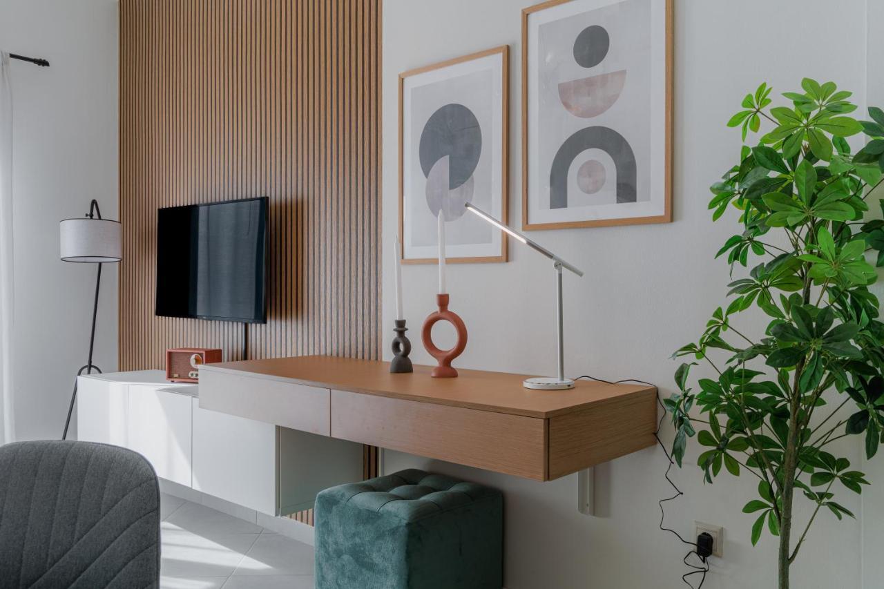 Sunny & Modern Apt For 3 Persons Athen Exterior foto